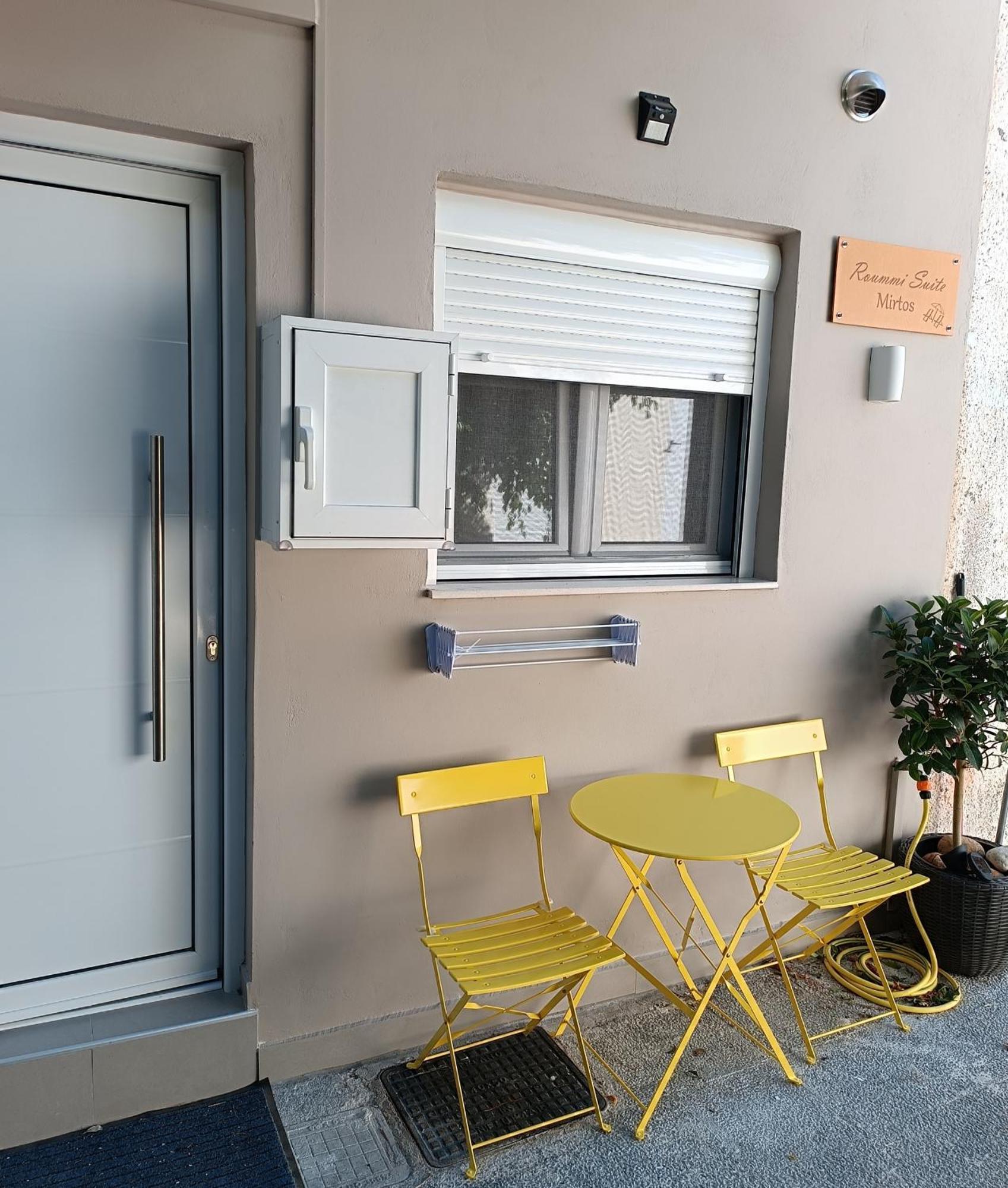 Roummi Suite Mirtos Exterior photo